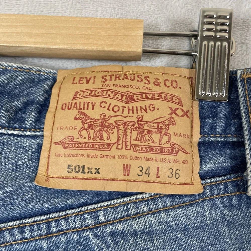 Vtg Levis 501xx Jeans Mens 34x36 (fit 32x33) Made in USA 501-0000 Whisker Fade